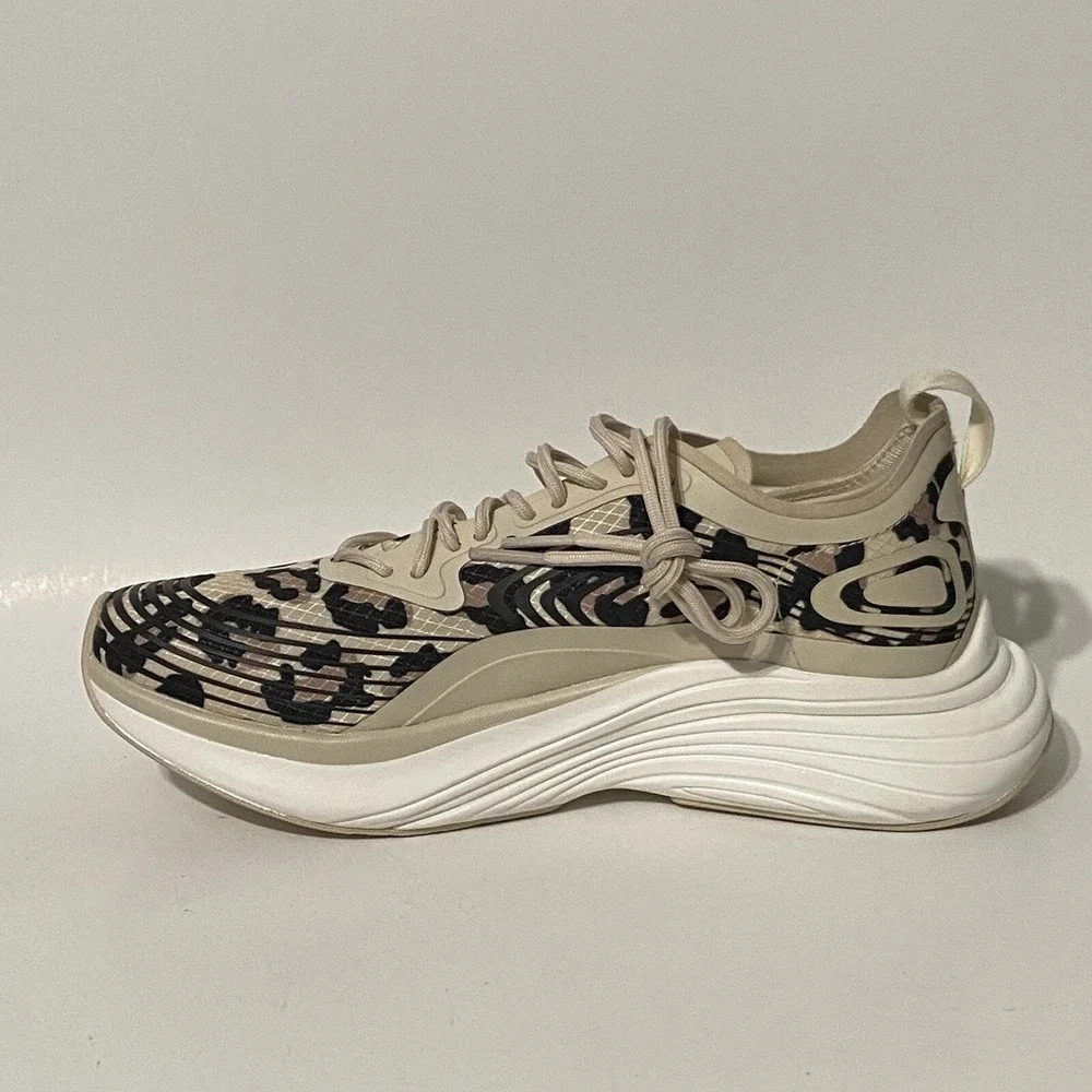 APL Streamline  Women's Parchment Black Leopard Running Shoes NEW Size 5.5 $320